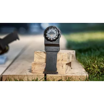 Upotusterä Bosch PRO AIZ 32 — 32 mm leveys, 50 mm syvyys, hankaavalle puulle, kovapuulle, muoville