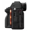 Sony α ILCE-7M4 MILC runko 33 MP Exmor R CMOS 3840 x 2160 pikseliä musta
