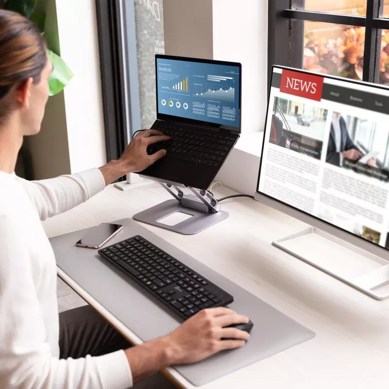 j5create JTS327 Multi-Angle 4K -telakointiteline, kannettavan tietokoneen teline, harmaa, alumiini, 40,6 cm (16 inch), 4 kg, Windows-kannettava / Mac