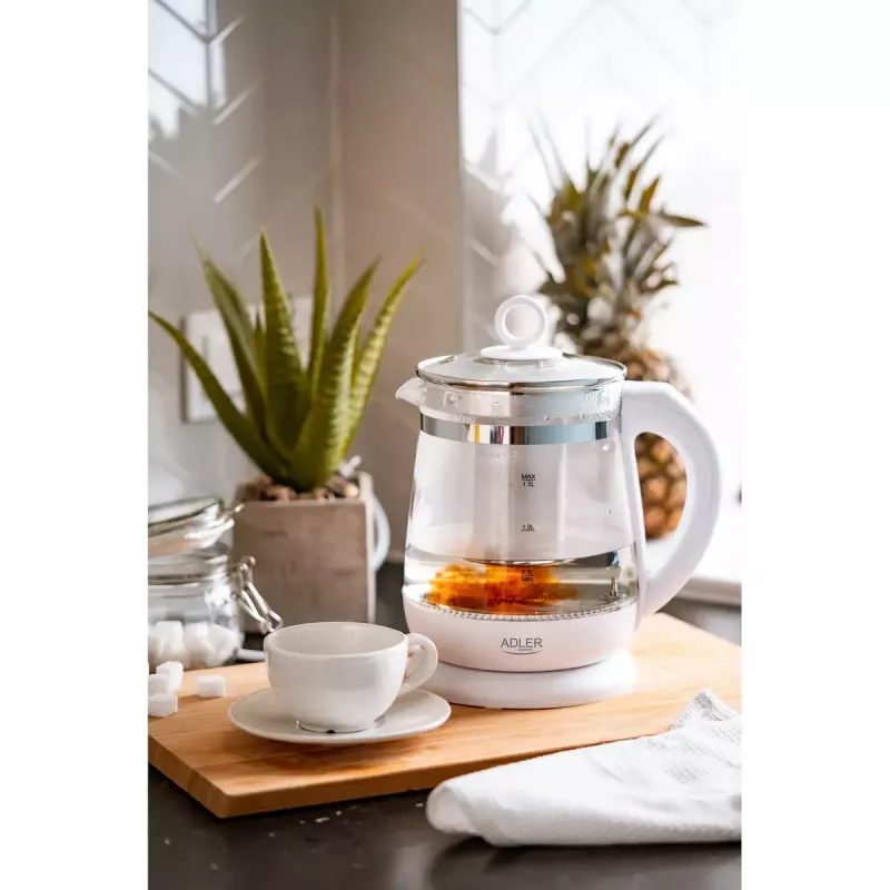 Vedenkeitin Adler AD 1299 1,5 L 1850 W valkoinen