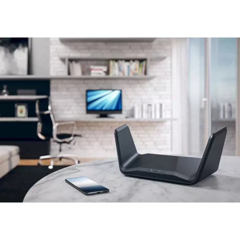 Netgear Nighthawk RAXE300 langaton reititin, Wi-Fi 6E, 4-porttinen kytkin