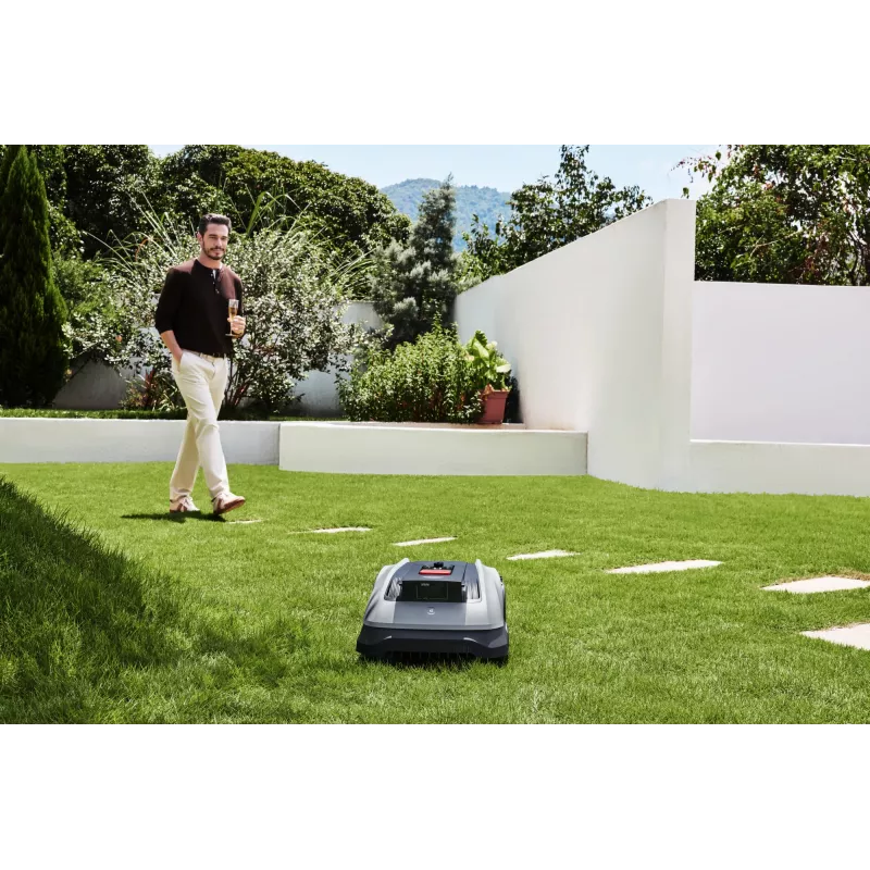 Ecovacs GOAT O600 RTK EU robottiruohonleikkuri akku musta, harmaa