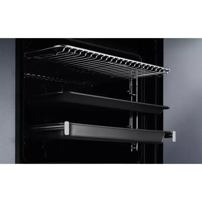Kalusteisiin asennettava uuni Electrolux EOE5C71Z sähkö