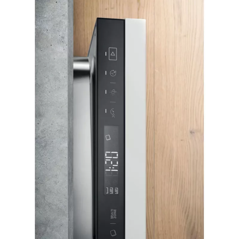 Whirlpool WSIP 4O33 PFE täysintegroitava 10 astiastoa