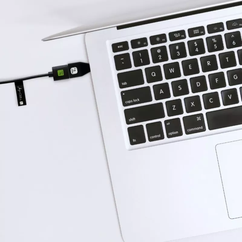 Techly USB-C uros USB-A naaras -adapteri musta, USB A, USB C, musta