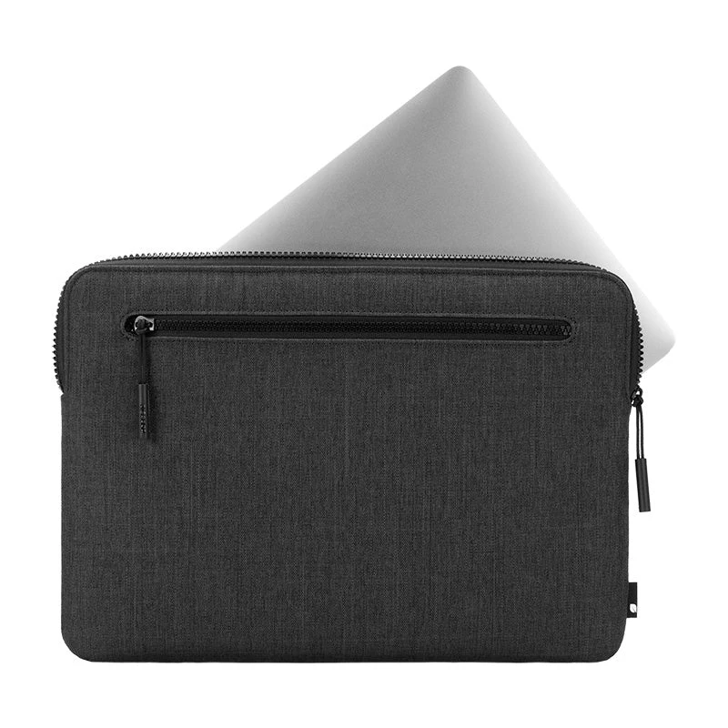 Incase Compact Sleeve Woolenex-kankaalla 14 tuuman MacBook Prolle (M1-M4, 2021-2024)