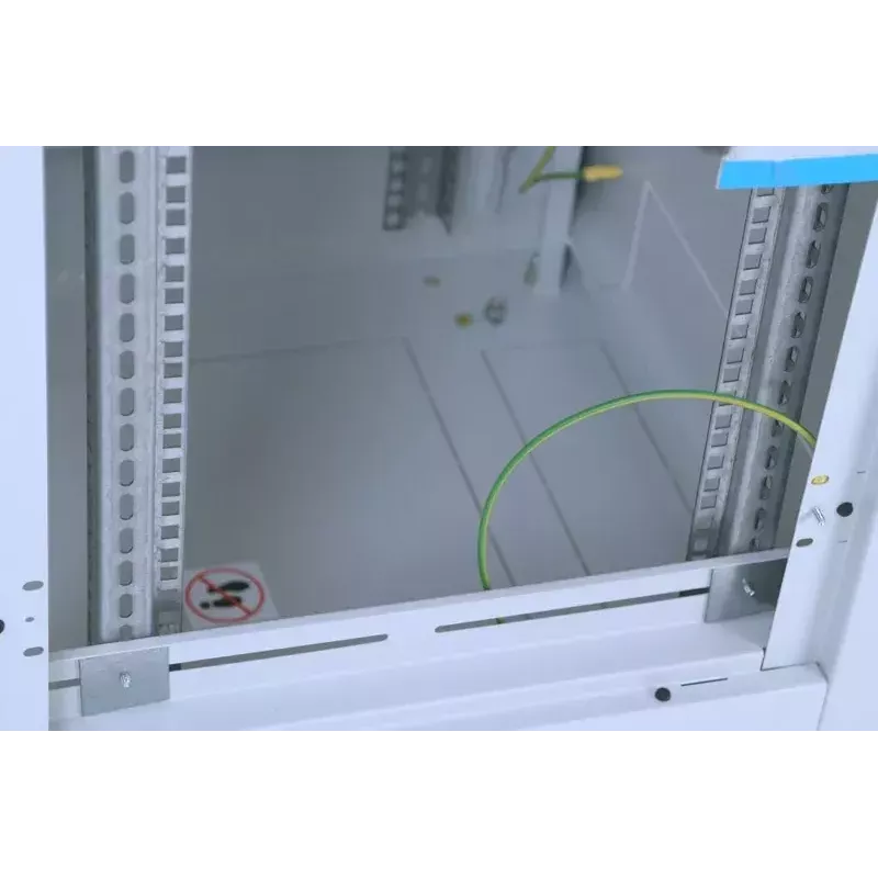 Vapaasti seisova rack Triton RMA-42-A66-CAX-A1