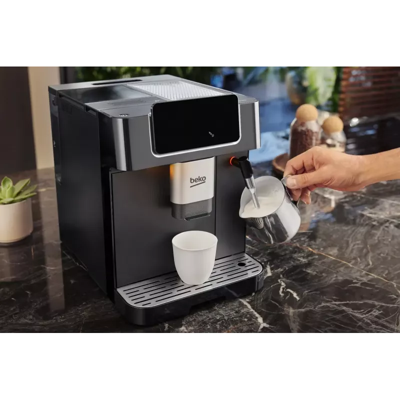 Beko CEG7302B CaffeExperto täysautomaattinen kahvinkeitin höyrysuuttimella