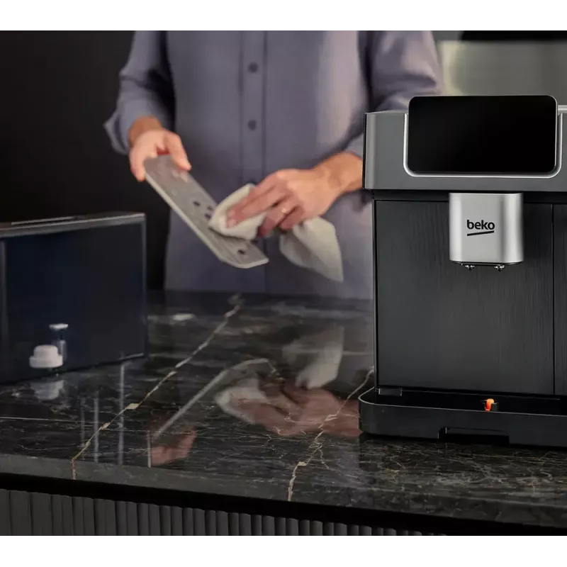 Beko CEG7302B CaffeExperto täysautomaattinen kahvinkeitin höyrysuuttimella