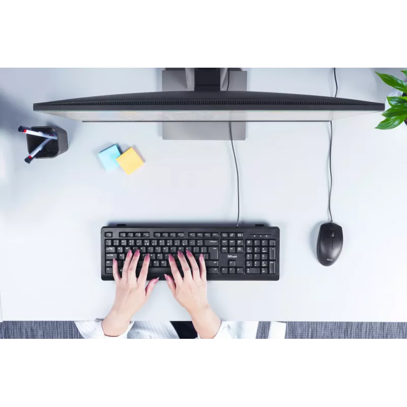 Trust TK-150 näppäimistö yleiskäyttöön USB QWERTY musta