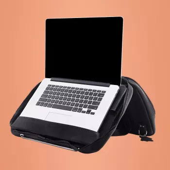 R-Go Tools -laptoptas R-Go Viva, täysnahkaa, integroitu läppäriteline, olkahihna, 39,6 cm (15,6