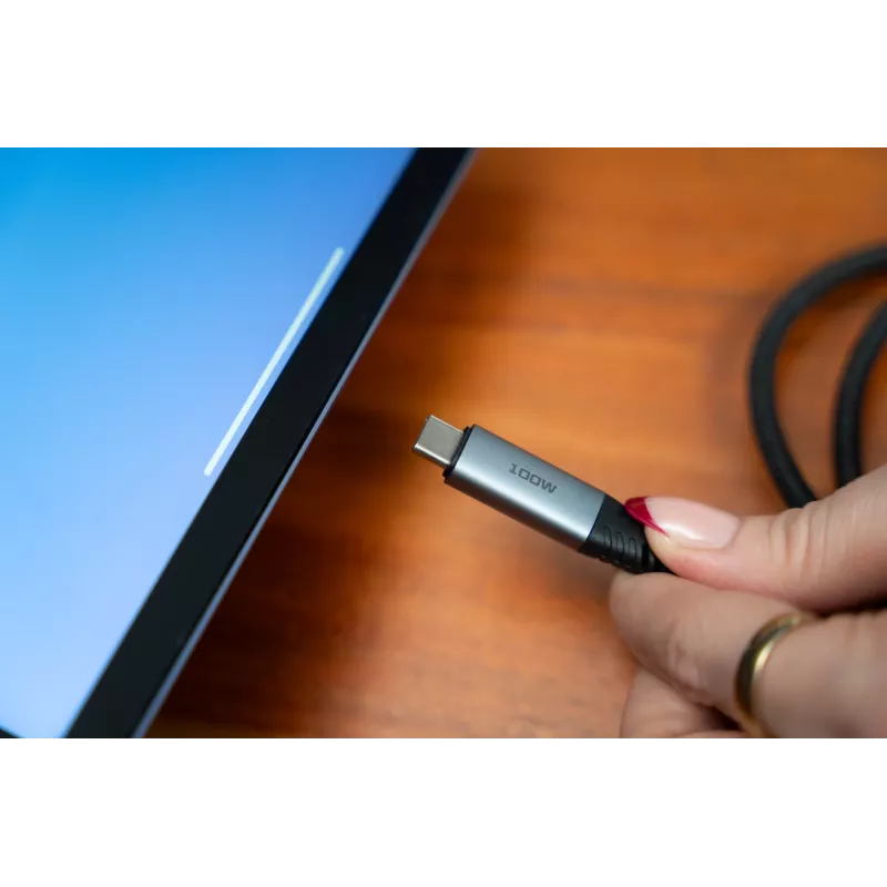 Verbatim Sync & Charge -kaapeli – 100W USB-C - USB-C 120 cm, 1,2 m, USB C, USB C, USB 2.0, 0,48 Gbit/s, musta