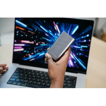 Verbatim TurboMetal SSD USB4 1TB USB Type-C USB4 Gen 2x2 hopea