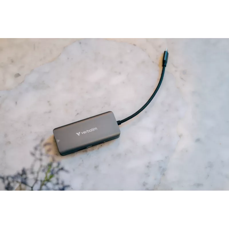 Verbatim USB-C Essentials -multiport-keskitin 6 porttia: RJ45, HDMI, USB-C PD, 3 x USB-A 3.2 Gen 1