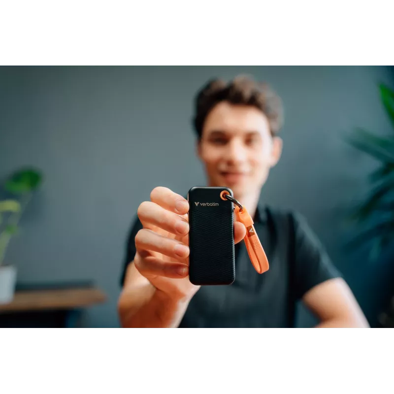 Verbatim Pocket SSD USB 3.2 Gen 2 1TB musta/oranssi, 1 TB, USB Type-C, 3.2 Gen 2 (3.1 Gen 2), 1000 MB/s, 10 Gbit/s, musta, oranssi