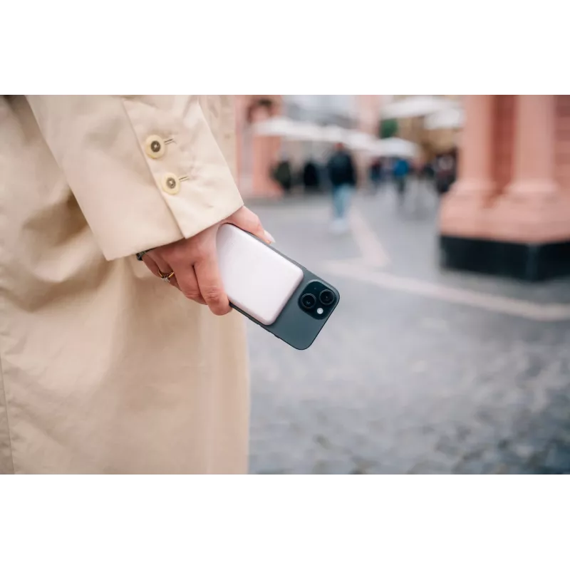 Verbatim Charge 'n' Go magneettinen langaton varavirtalähde 5000mAh pinkki