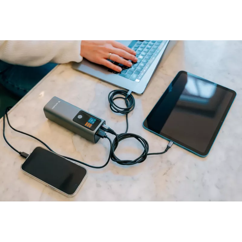Kannettava akku Verbatim Charge 'n' Go -varavirtalähde 27000mAh