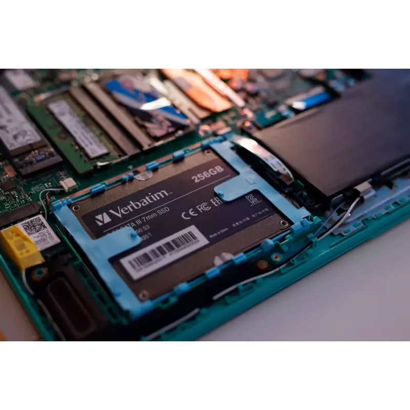 SSD-levy Verbatim 256GB 2,5