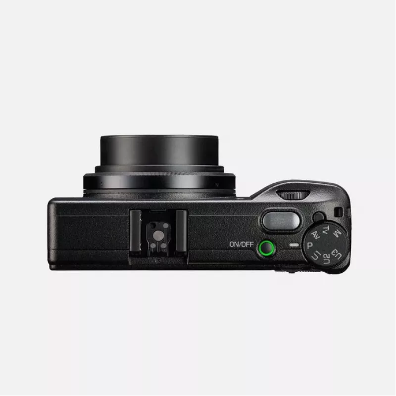 Ricoh GR IIIx HDF kompaktikamera 24,24 MP CMOS 6000 x 4000 pikseliä musta