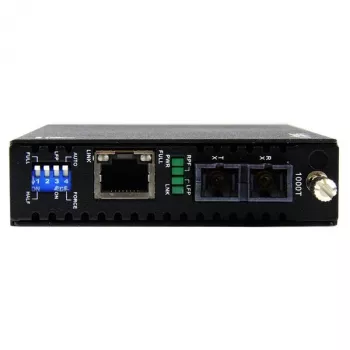 StarTech.com Gigabit Ethernet monimuotokuitu -mediakonvertteri SC 550m - 1000 Mbit/s