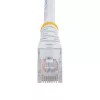 StarTech.com 15m Cat5e valkoinen muotoiltu RJ45 UTP Cat 5e -patch-kaapeli - 15 m patch-kaapeli