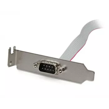 StarTech.com 1-porttinen 16 tuuman DB9 sarjaportin liitäntäpaneeli 10-pin-headeriin – Low Profile
