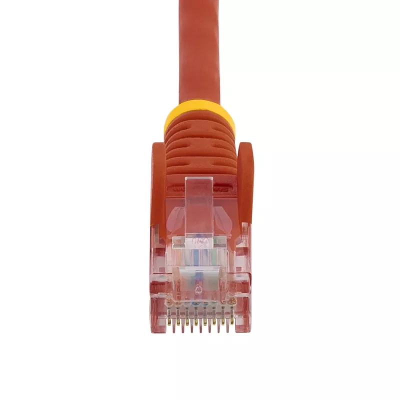 StarTech.com Cat5e -verkkokaapeli lukituksella RJ45-liittimin – 3 m, punainen