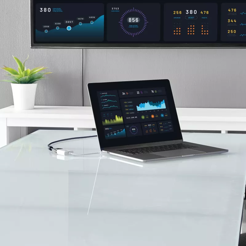 StarTech.com USB-C-VGA-sovitin – valkoinen, 3.2 Gen 1 (3.1 Gen 1), USB Type-C, VGA (D-Sub) -lähtö, 1920 x 1200 pikseliä