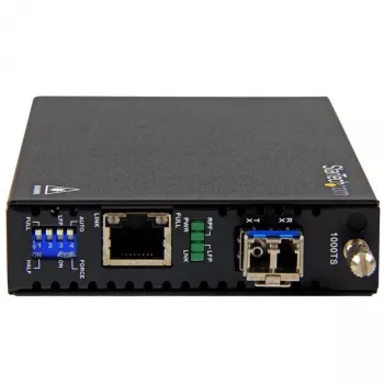StarTech.com Gigabit Ethernet -kupari-kuitu-mediakonvertteri – SM LC – 20 km