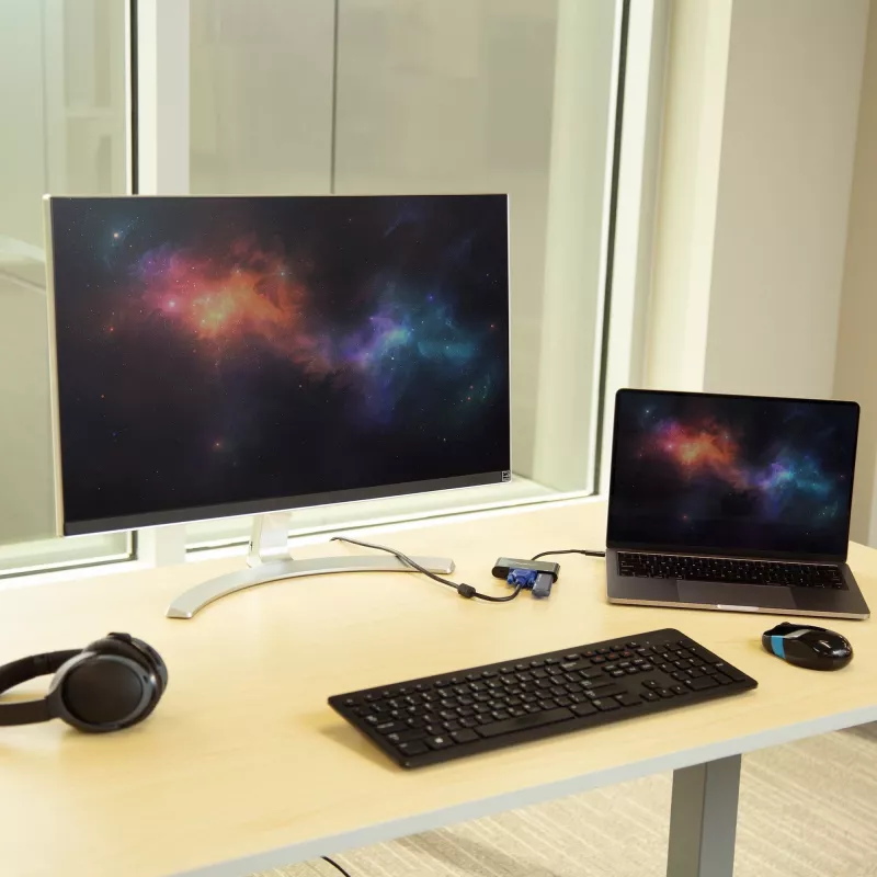 StarTech.com USB-C VGA -multiport-adapteri – USB 3.0 -portti – 60W PD