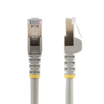 StarTech.com 0,50 m CAT6a Ethernet-kaapeli – 10 Gigabit suojattu snagless RJ45 100 W PoE -patchkaapeli – 10GbE STP verkkokaapeli vedonpoistolla – harmaa, yksittäin testattu / johdotus UL-sertifioitu / TIA