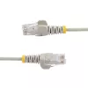 StarTech.com 2,5 m CAT6-kaapeli – ohut – lukituskielettömät RJ45-liittimet – harmaa