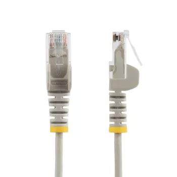 StarTech.com 5m harmaa ohut CAT6 Ethernet-kaapeli, lukituskielekkeen suojaus, 100W PoE, UTP, LSZH, 28AWG massiivinen paljas kuparijohdin, ohut RJ45 verkko-patch-kaapeli vedonpoistolla, yksittäin testattu