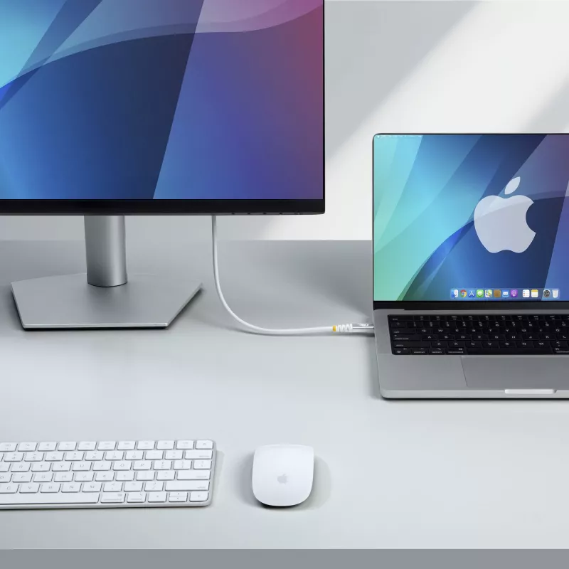 StarTech.com 1,5 m USB4-kaapeli, 80 Gbit/s, USB-IF-sertifioitu USB-C-kaapeli, 240W PD, 8K 120Hz/4K 240Hz DP2.1 DP80, TPE-päällyste, Thunderbolt 4 -yhteensopiva – valkoinen USB-C-kaapeli