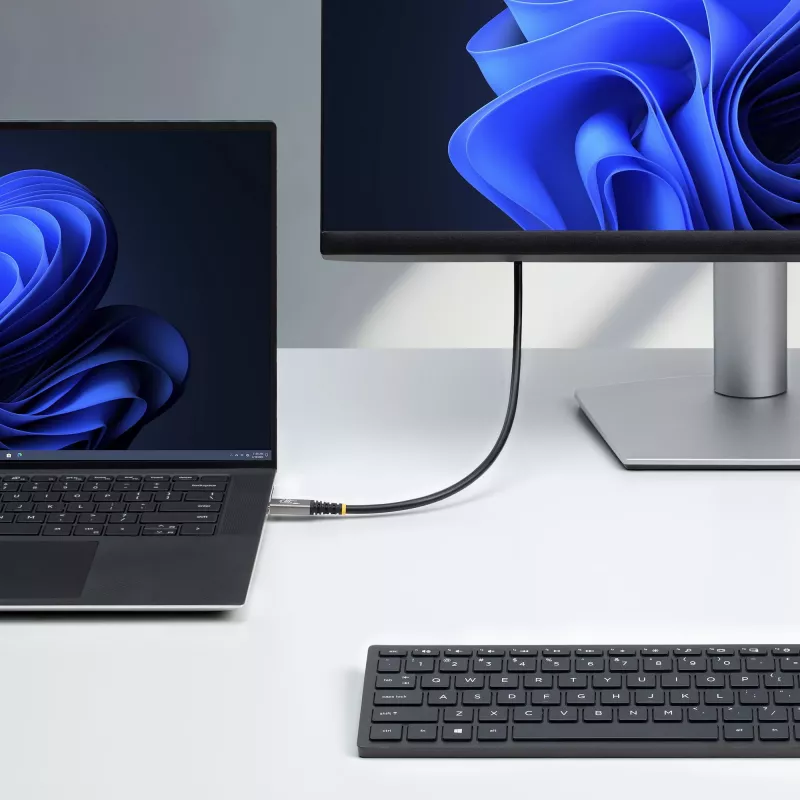 StarTech.com 3 m (10 ft) USB4-kaapeli, 20 Gbit/s, USB-IF-sertifioitu USB-C-kaapeli, 60W PD, 4K 120Hz DP 2.1, TPE-päällyste, musta USB-C-kaapeli