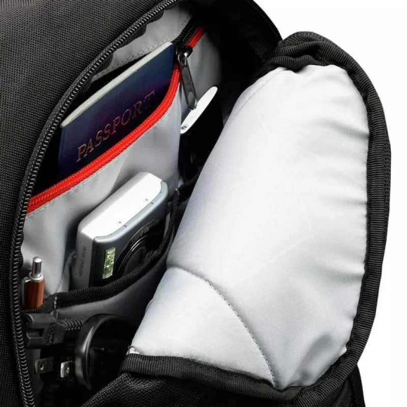 Case Logic Sporty DLBP-116 musta 40,6 cm (16