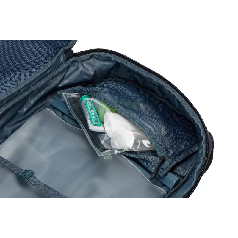 Thule Aion matkareppu 40 L, musta