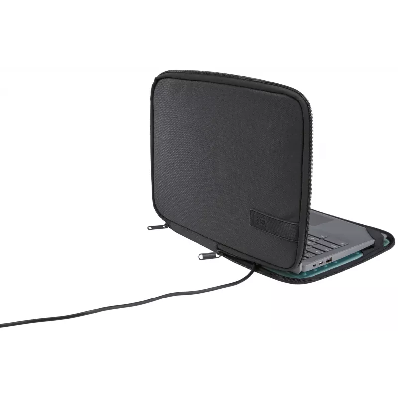 Case Logic Advantage WIS-111E musta 29,5 cm (11,6