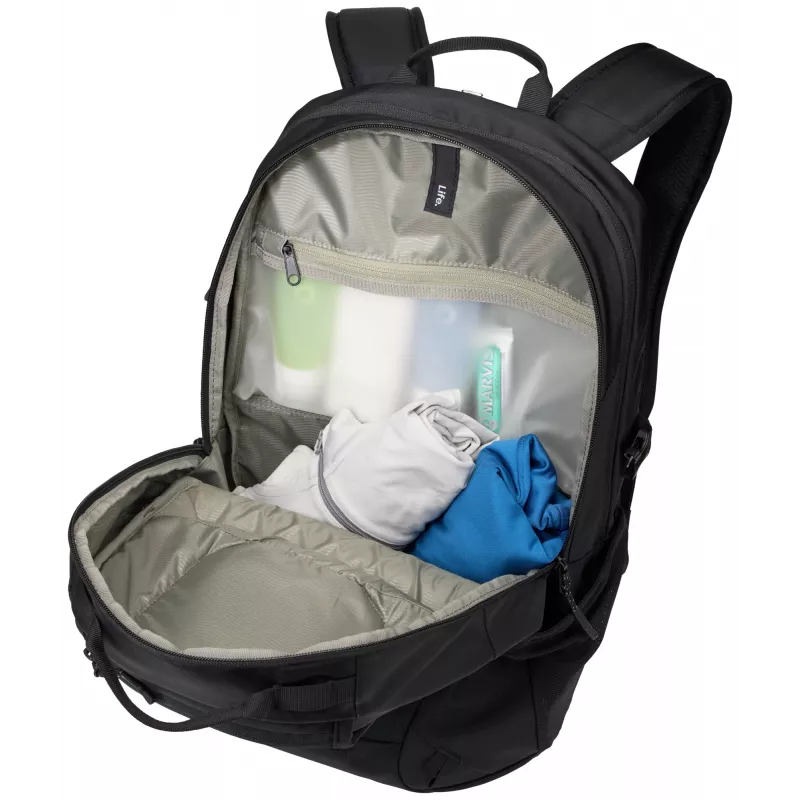 Thule EnRoute TEBP4316 - musta reppu vapaa-ajan reppu nylon