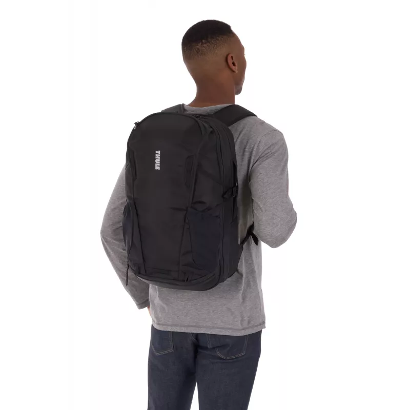 Thule EnRoute TEBP4416 - musta reppu vapaa-ajan reppu nylon