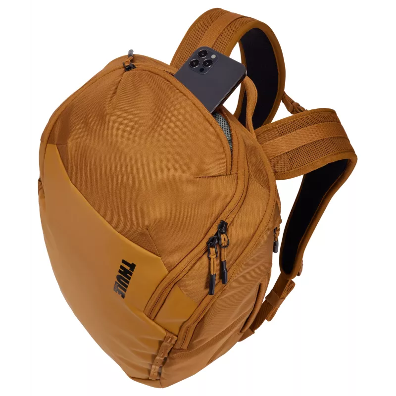 Thule Chasm TCHB215 Golden Brown reppu vapaa-ajanreppu polyesteri