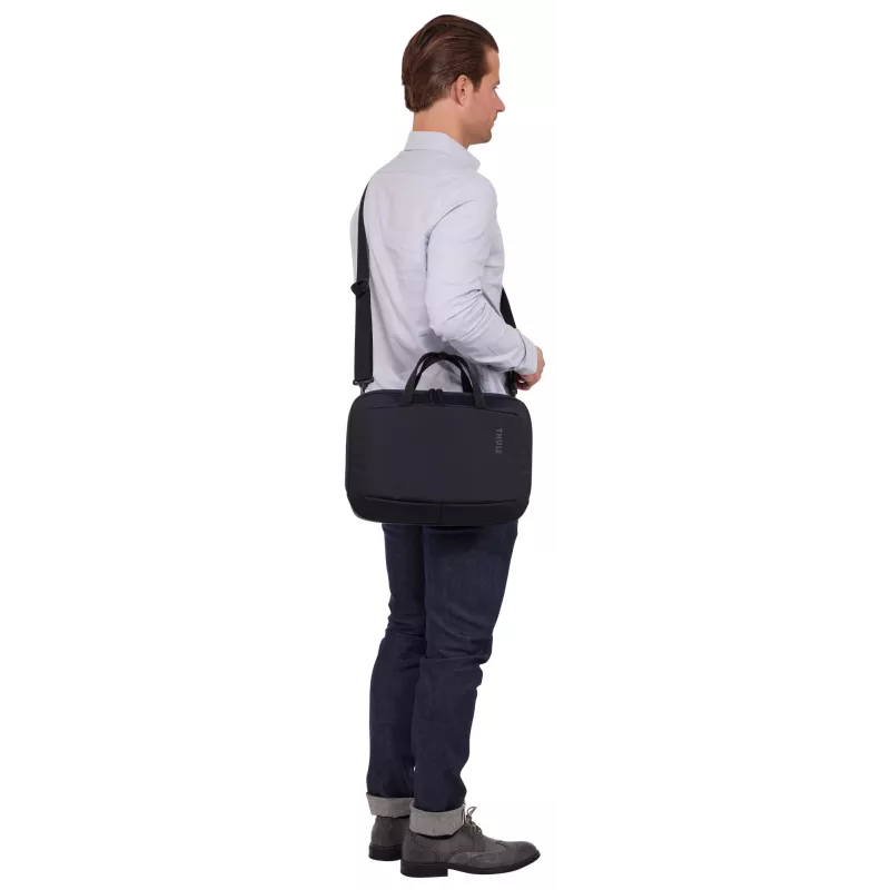 Thule Subterra 2 TSA414 musta 35,6 cm (14