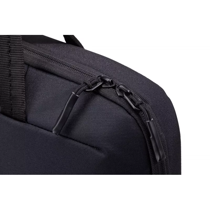 Thule Subterra 2 TSA414 musta 35,6 cm (14