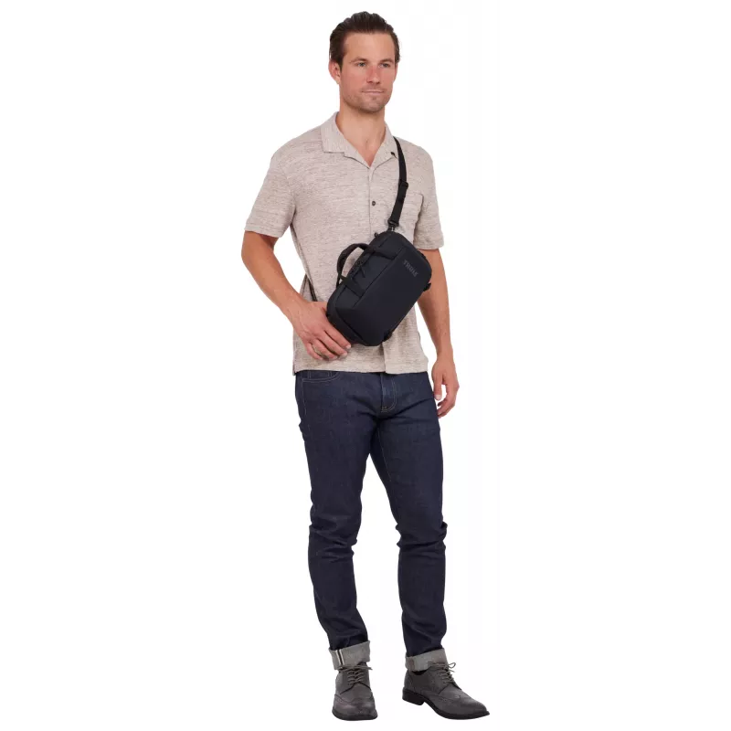 Thule Subterra 2 TSCB405 musta polyesteri unisex olkalaukku