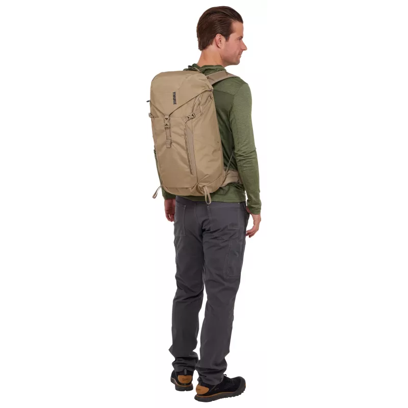 Thule Alltrail TADP225 Faded Khaki reppu matkareppu polyesteri