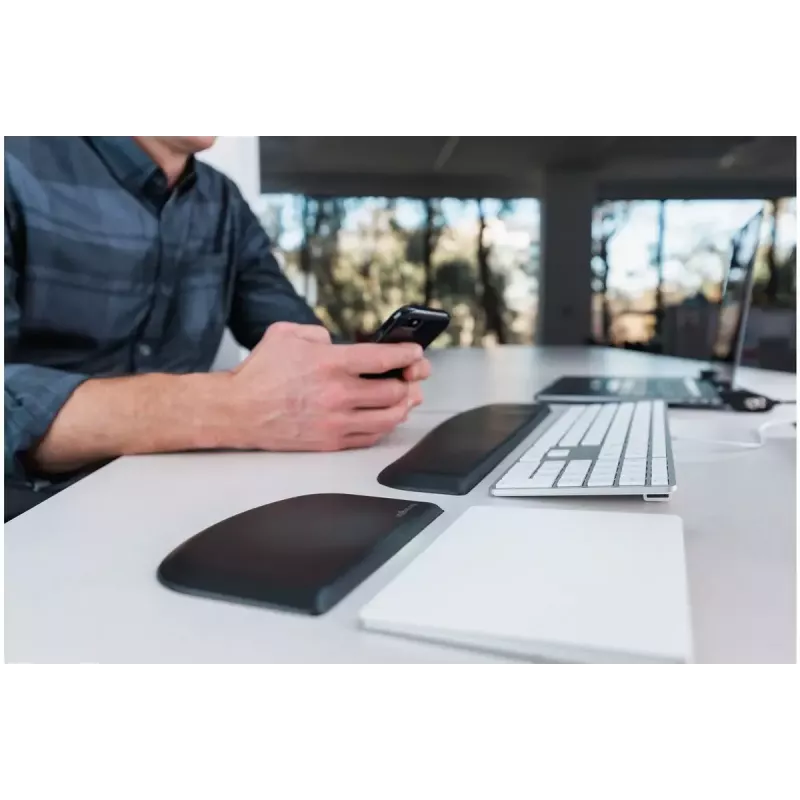 Rannetuki ohuelle näppäimistölle Kensington ErgoSoft K52800WW