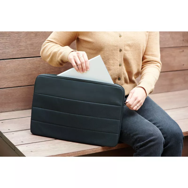 Suojalaukku Kensington K60395WW 40,6 cm 16 tuuman musta