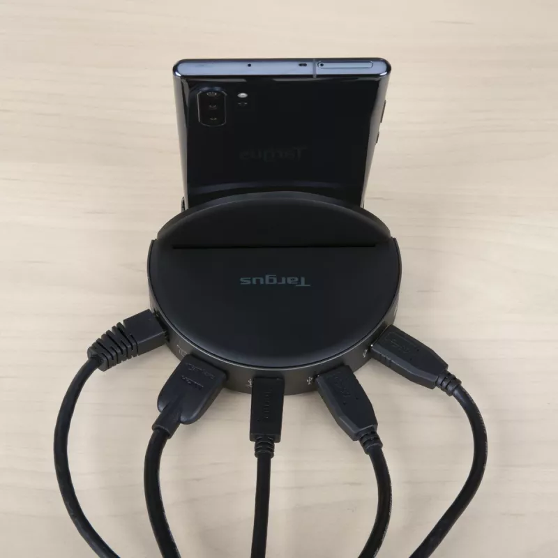 Targus AWU420GL mobiililaitedokki älypuhelin musta