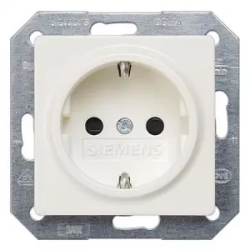 Siemens 5UB1518 pistorasia, tyyppi F, valkoinen