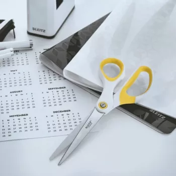 Leitz WOW Titanium toimistoleikkuri 205 mm, aikuiset, suora leikkaus, yksittäin, valkoinen, keltainen, ruostumaton teräs, toimistoleikkuri